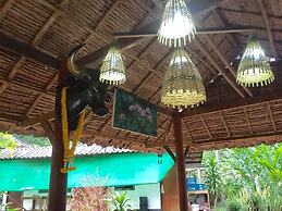 The Creek Garden Resort Huainamrin