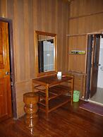 The Creek Garden Resort Huainamrin