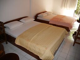 The Creek Garden Resort Huainamrin