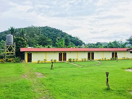 The Creek Garden Resort Huainamrin