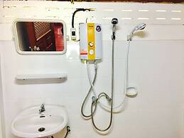 The Creek Garden Resort Huainamrin