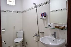 Khach San Huong Giang