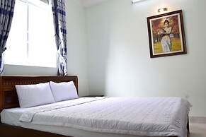 Khach San Huong Giang