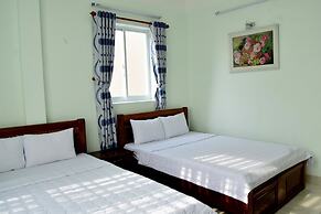 Khach San Huong Giang