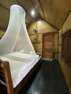 Khaosok Bamboo Huts Resort