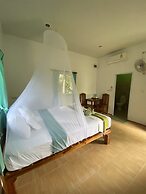 Khaosok Bamboo Huts Resort