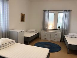 Hållsta Home Vandrarhem - Hostel