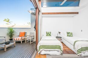 Your Luxury Escape - On The Bay