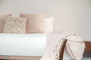 Your Luxury Escape - On The Bay