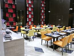 Holiday Villa Hotel & Residence