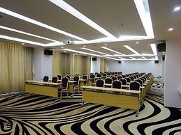 Holiday Villa Hotel & Residence