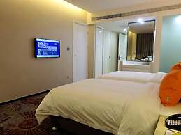 Holiday Villa Hotel & Residence