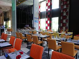 Holiday Villa Hotel & Residence