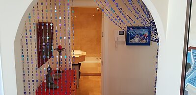 Exquisite Calahonda Beach Studio