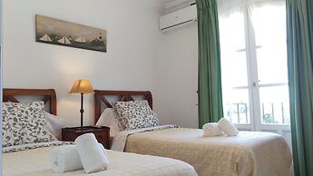 Spacious Family Benahavis Retreat