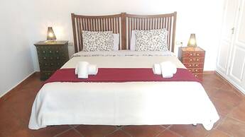 Spacious Family Benahavis Retreat