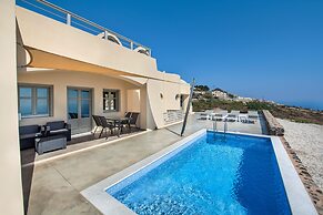Theano Cave Suites & Villas