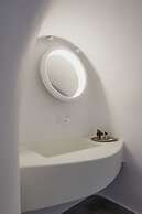 Theano Cave Suites & Villas