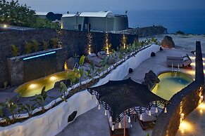 Theano Cave Suites & Villas