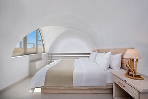 Theano Cave Suites & Villas