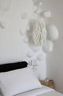 Theano Cave Suites & Villas