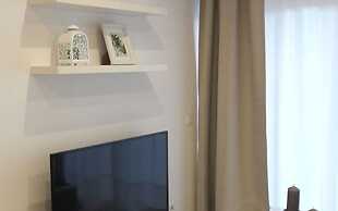 Perla V | 5  Pax | First Line | 2254-AW