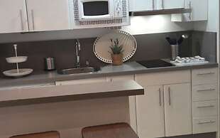 Perla V | 5  Pax | First Line | 2254-AW