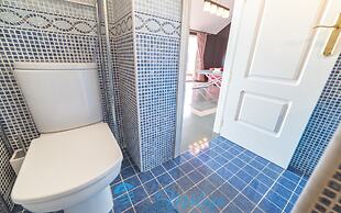 Calle Elcano | 4  Pax | Second Line | 1447-AW