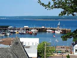 Hillside Landing B&B