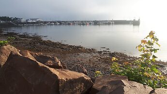 Hillside Landing B&B