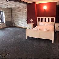 Luxurious City Centre Penthouse