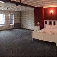 Luxurious City Centre Penthouse