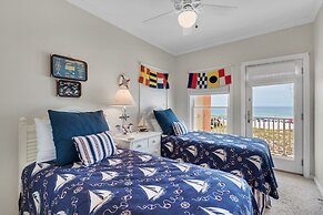 Jen's Creole 4 Bedroom Townhouse by RedAwning