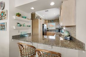 Jen's Creole 4 Bedroom Townhouse by RedAwning