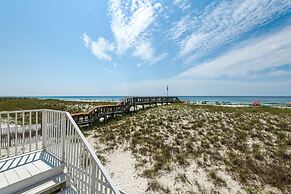 Jen's Creole 4 Bedroom Townhouse by RedAwning