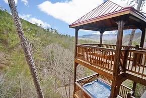 A Peace of Paradise - 3 Bedrooms, 3 Baths, Sleeps 8 Cabin by Redawning