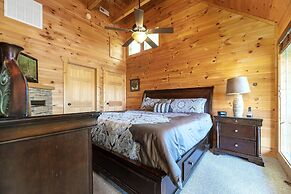 A Suite Mountain View - 4 Bedrooms, 4 Baths, Sleeps 12 Home by RedAwni