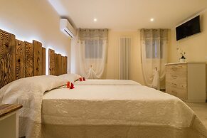 Bragora 3524 Between S. Marco & Biennale