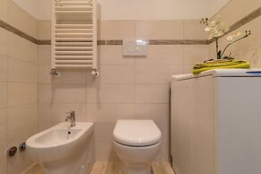 Bragora 3524 Between S. Marco & Biennale