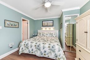 Seascape 2309 2 Bedroom Condo by RedAwning