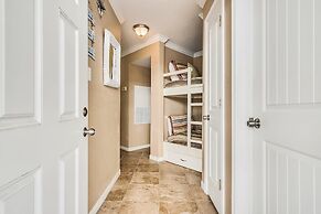 Seascape 2207 1 Bedroom Apts by RedAwning