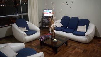 DEPARTAMENTO PISO 20a, CENTRICO, CERCA EMBAJADA AMERICANA, TELEFERICO,