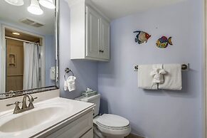 Seascape 2211 2 Bedroom Condo by RedAwning