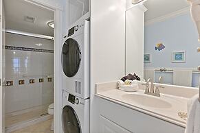 Seascape 2211 2 Bedroom Condo by RedAwning