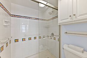 Seascape 2211 2 Bedroom Condo by RedAwning