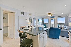 Seascape 2211 2 Bedroom Condo by RedAwning