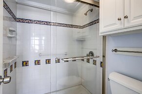 Seascape 2211 2 Bedroom Condo by RedAwning