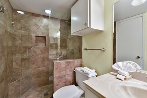 Seascape 2301 2 Bedroom Condo by RedAwning