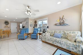 Seascape 1311 2 Bedroom Condo by RedAwning