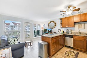 Seascape 2205 1 Bedroom Condo by RedAwning